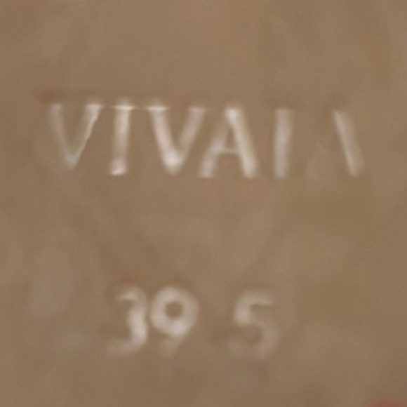 Vivaia Beige Slip-On Perforated Flats size 39 1/2 or US 9 - Picture 8 of 8